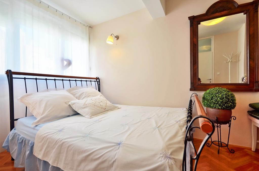 Apartments Zoran Split Exterior photo