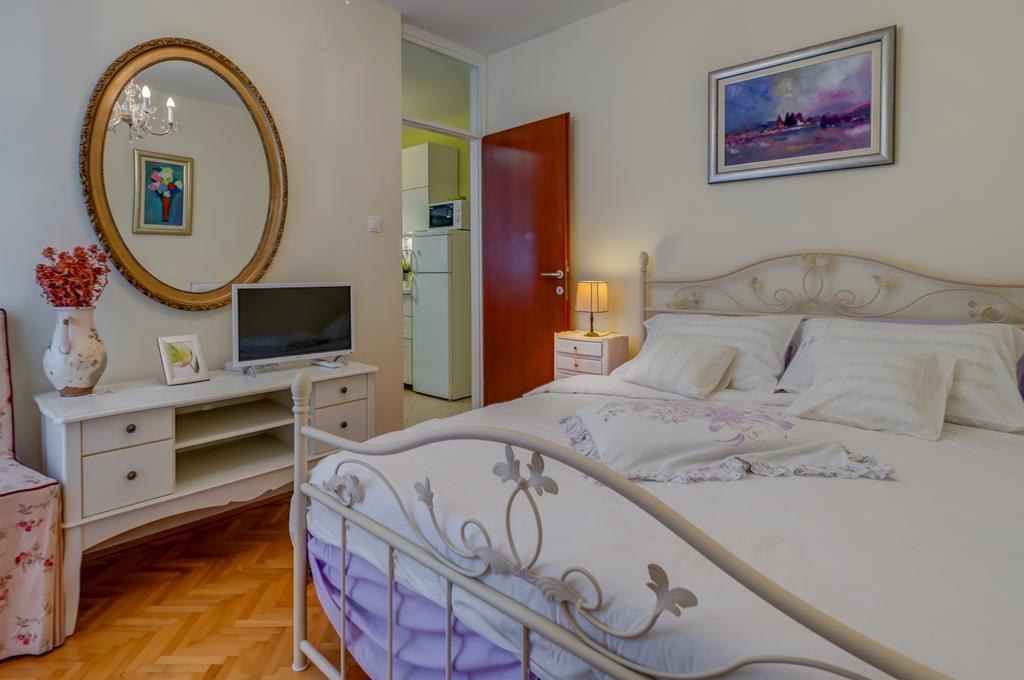 Apartments Zoran Split Exterior photo