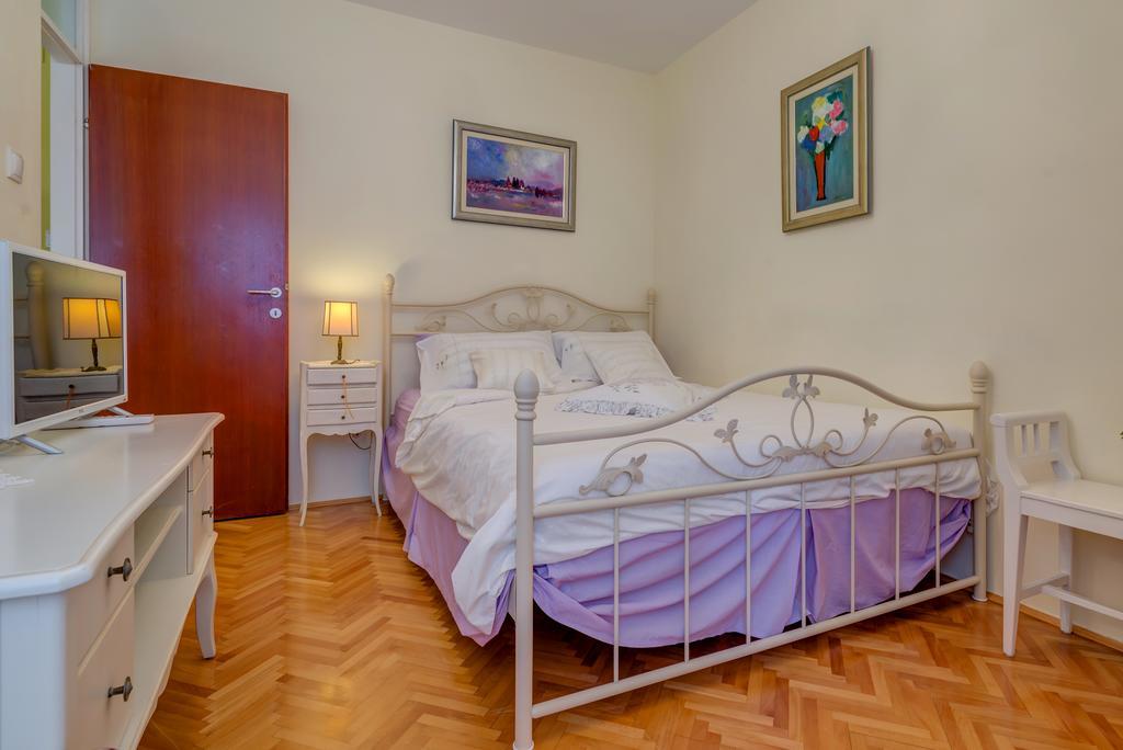 Apartments Zoran Split Exterior photo